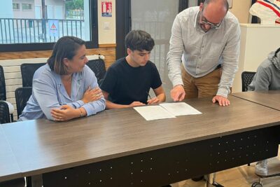 Agrandir l'image 3 sur 33, fenêtre modale