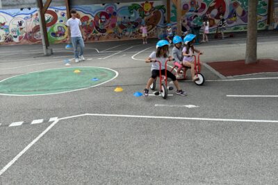 Agrandir l'image 54 sur 63, fenêtre modale